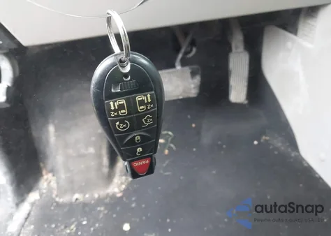 2012 Chrysler Town & Country Touring-L из США, поврежденный, VIN 2C4RC1CG1CR412127